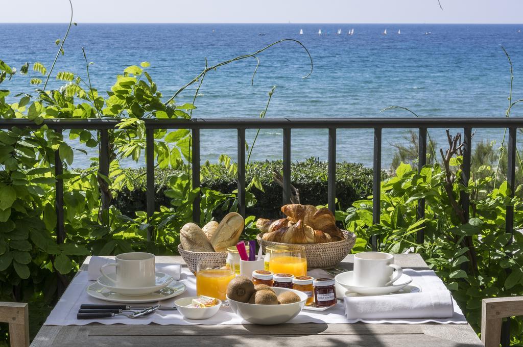Chateau De Sable Guest House Cavalaire-sur-Mer Exterior foto
