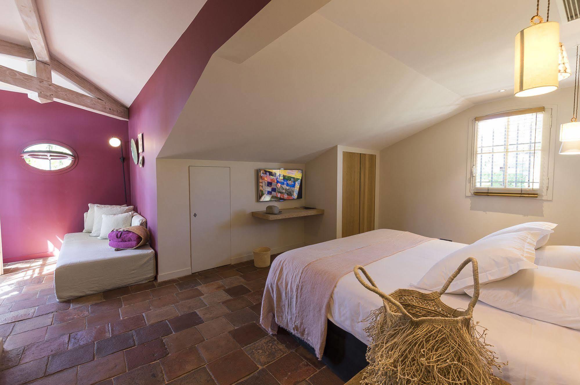 Chateau De Sable Guest House Cavalaire-sur-Mer Exterior foto